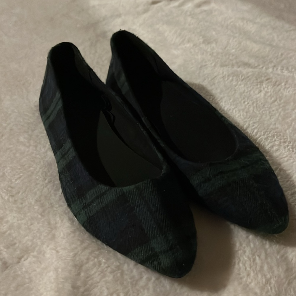 GAP | Slip-ons - Picture 2 of 6